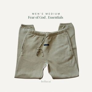 Fear of God | Men’s Essentials Cuffed Sweatpants FW21 Pistachio ? Size Medium